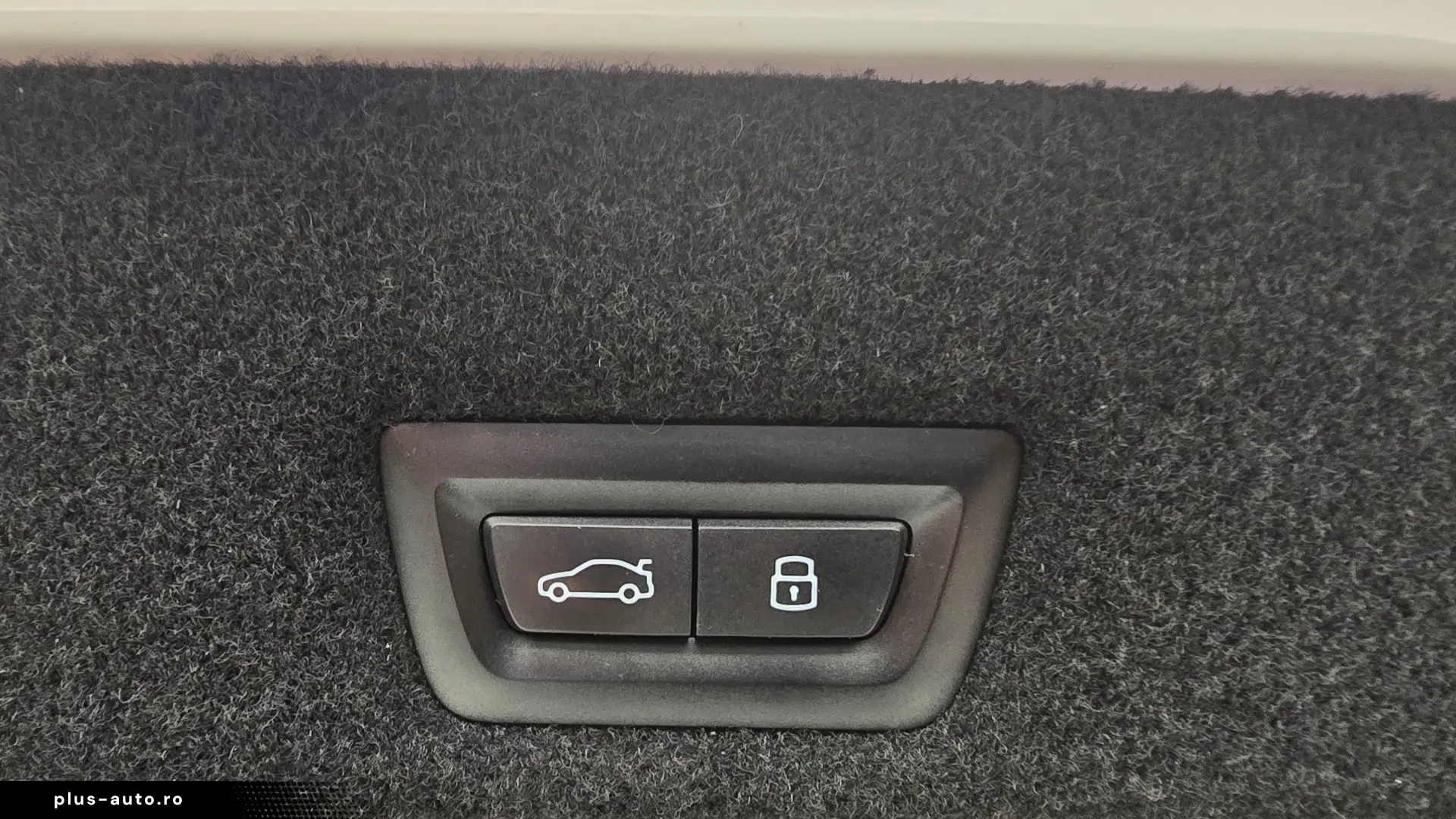 BMW 750 e M Pachet