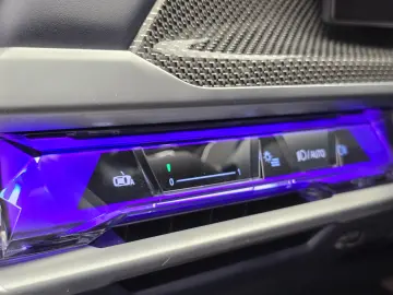 BMW 750 e M Pachet