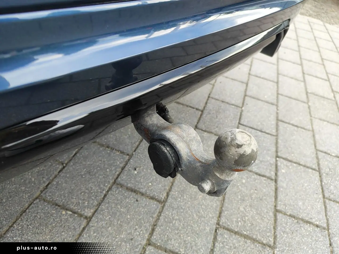 VOLVO XC60 2025 — imagine 12