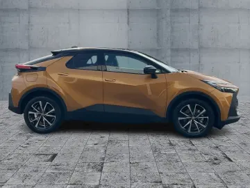 TOYOTA C-HR Plug-In Hybrid SHZ GRA LED Klima