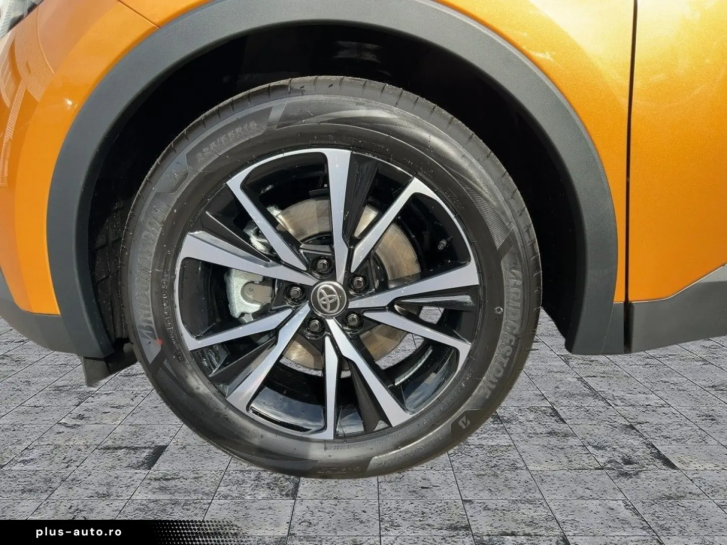 TOYOTA C-HR Plug-In Hybrid SHZ GRA LED Klima