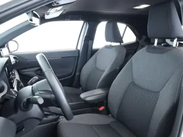 TOYOTA Yaris Cross Hybrid Teamplayer LED Nav SitzHZ Kam