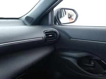 TOYOTA Yaris Cross Hybrid Teamplayer LED Nav SitzHZ Kam