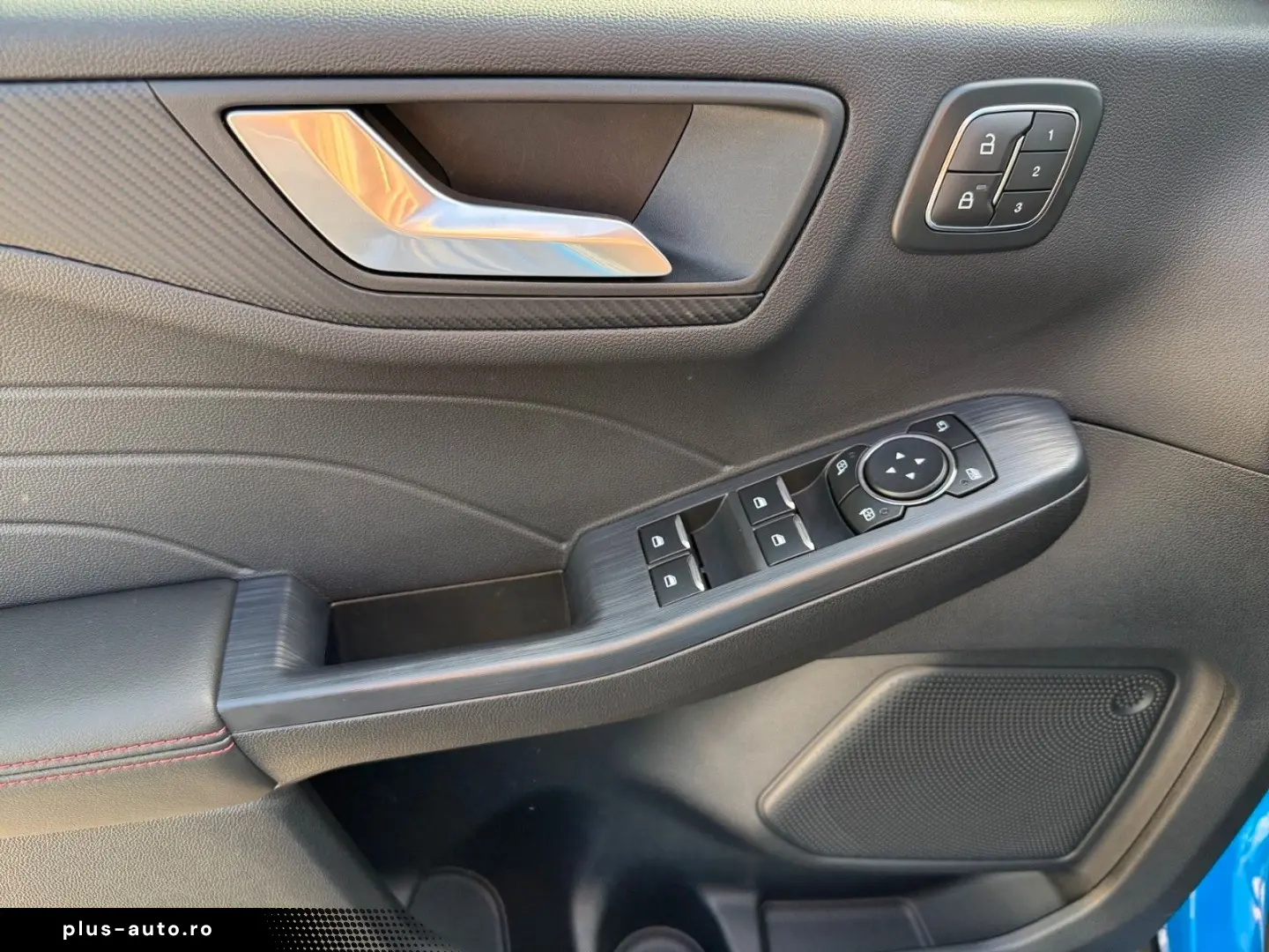 FORD Kuga 2.5 HYBRID ST-LineX 180  AHK 19  MatrixLED
