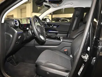 MERCEDES-BENZ GLC 300 e 4M Avantgarde Premium AHK LE…