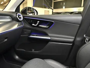 MERCEDES-BENZ GLC 300 e 4M Avantgarde Premium AHK LE…