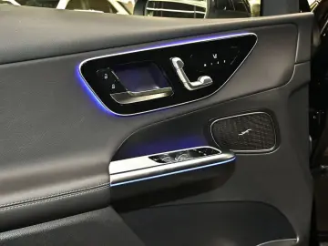 MERCEDES-BENZ GLC 300 e 4M Avantgarde Premium AHK LE…