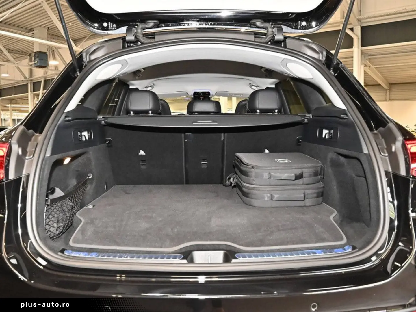 MERCEDES-BENZ GLC 300 e 4M Avantgarde Premium AHK LE&hellip;