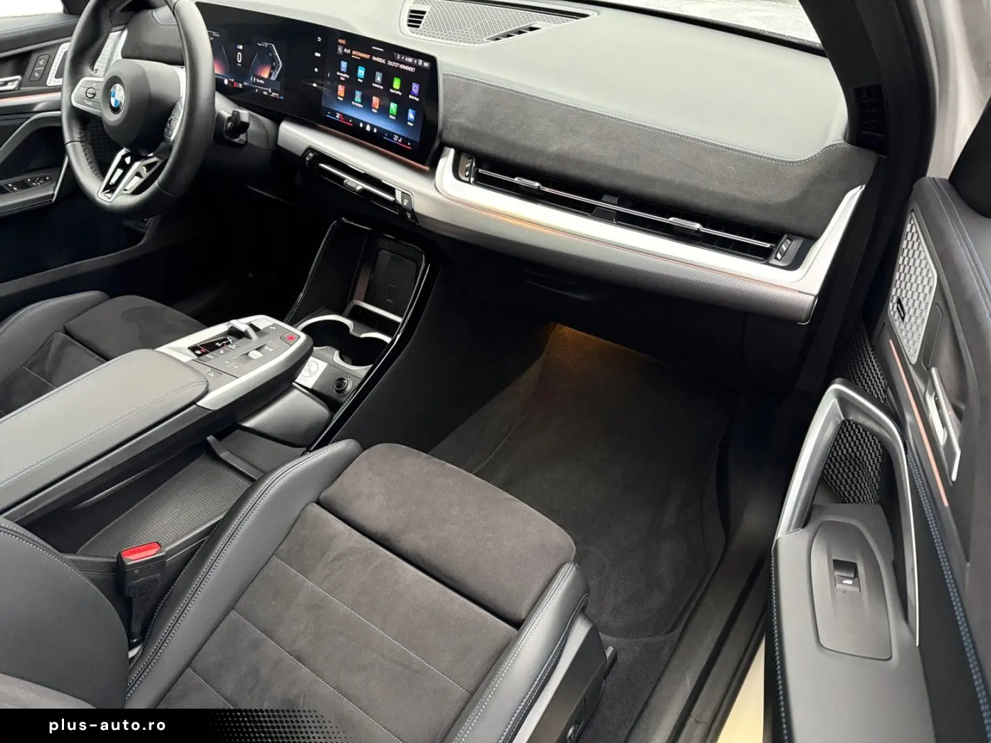 BMW X2 20i sDrive M Sport AHK MMRY PANO H&K PRKASSIS