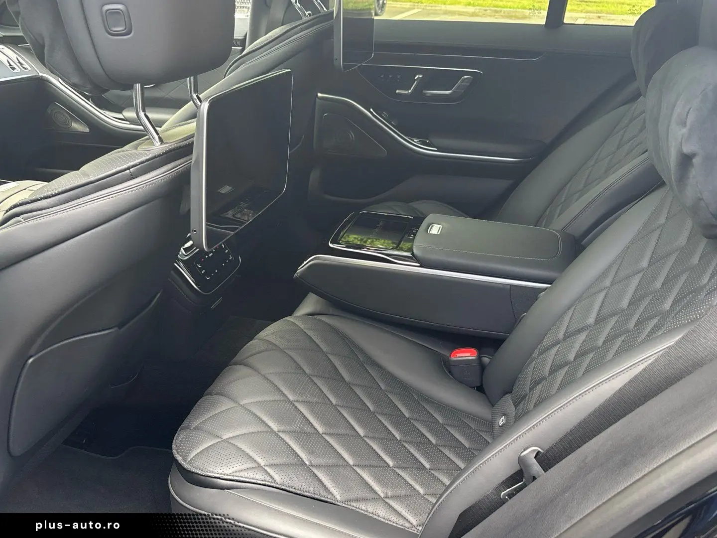 MERCEDES-BENZ S400d 4M AMG TV Burmester Massage Vnetil 360