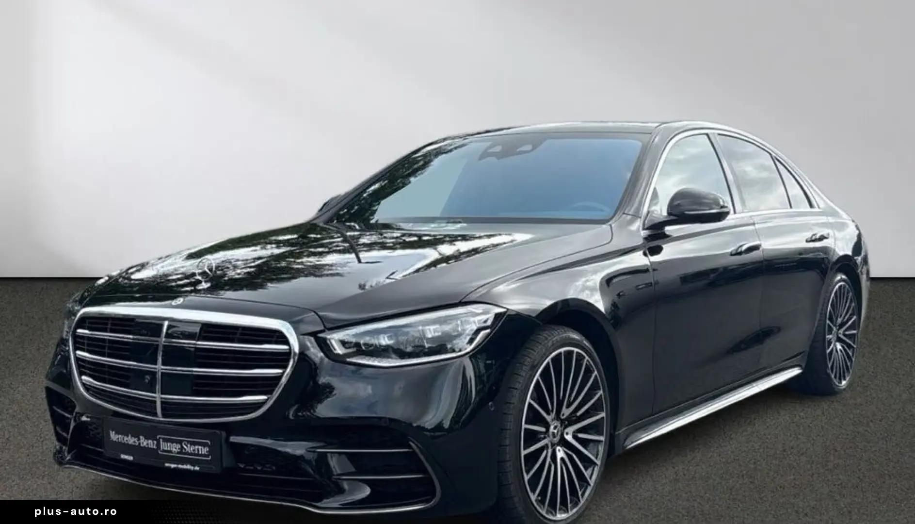 MERCEDES-BENZ S400d 4M AMG TV Burmester Massage Vnetil 360