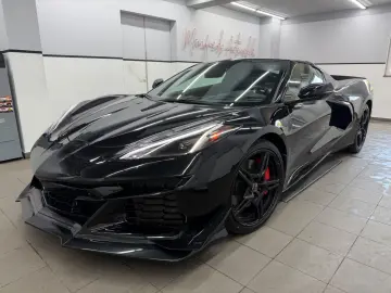 CORVETTE C8 6.2 V8 3LT Z51 Targa GT2 Seats HUD 360 Klappe
