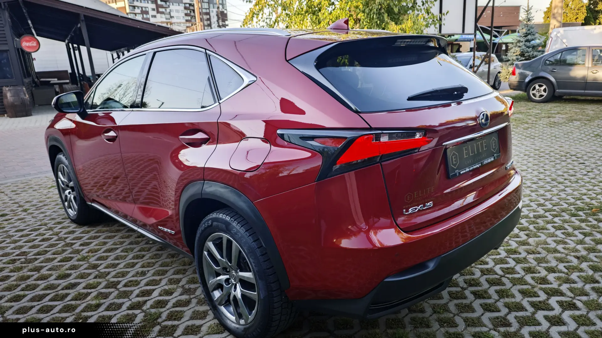 Lexus NX 300h Hybrid e-Four e-CVT