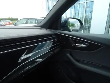AUDI Q8 50 TDI S Line Plus quattro   HD Matrix