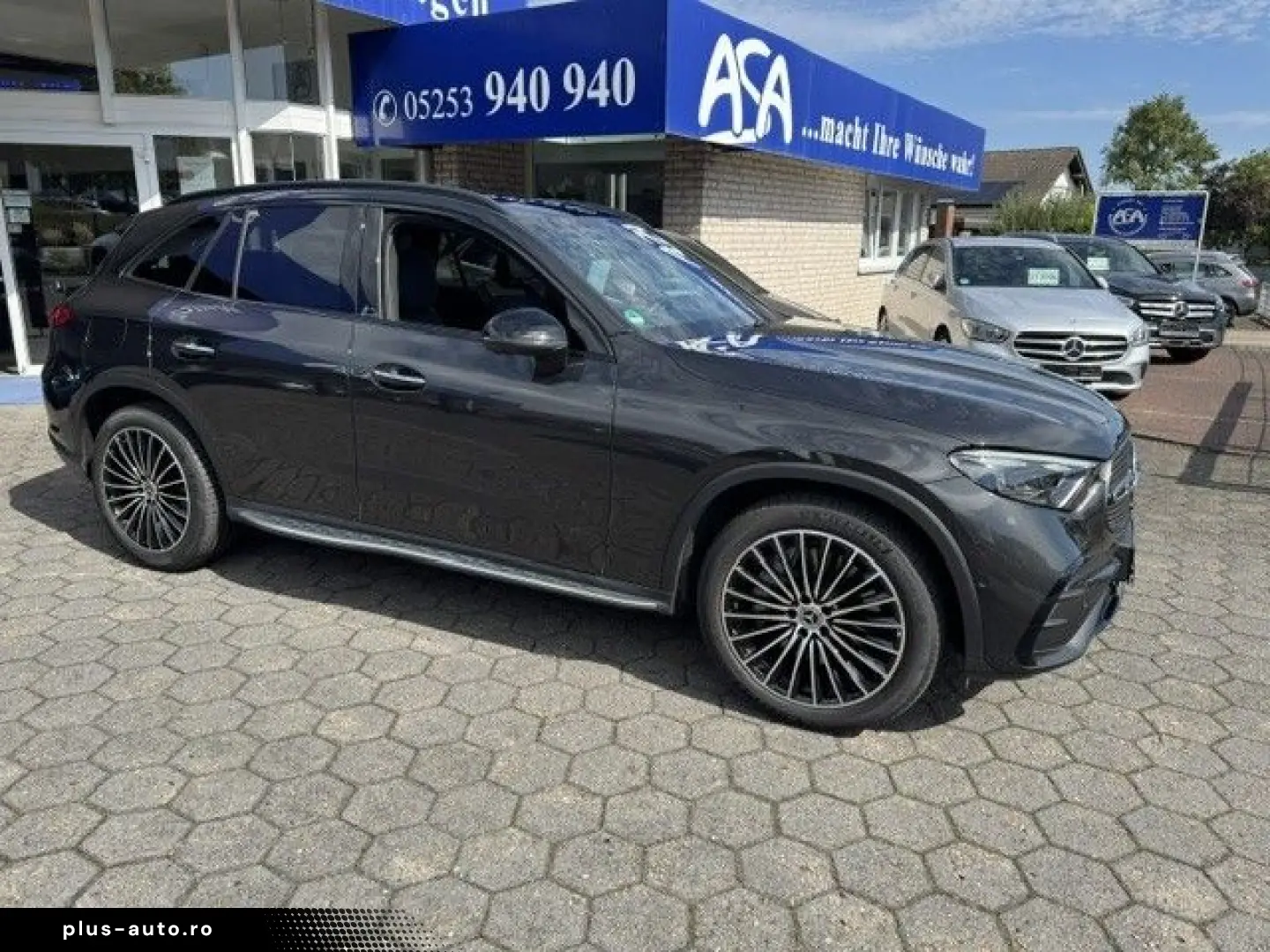 MERCEDES-BENZ GLC 220 d 4 M AMG 20Zoll Night Distron&hellip;