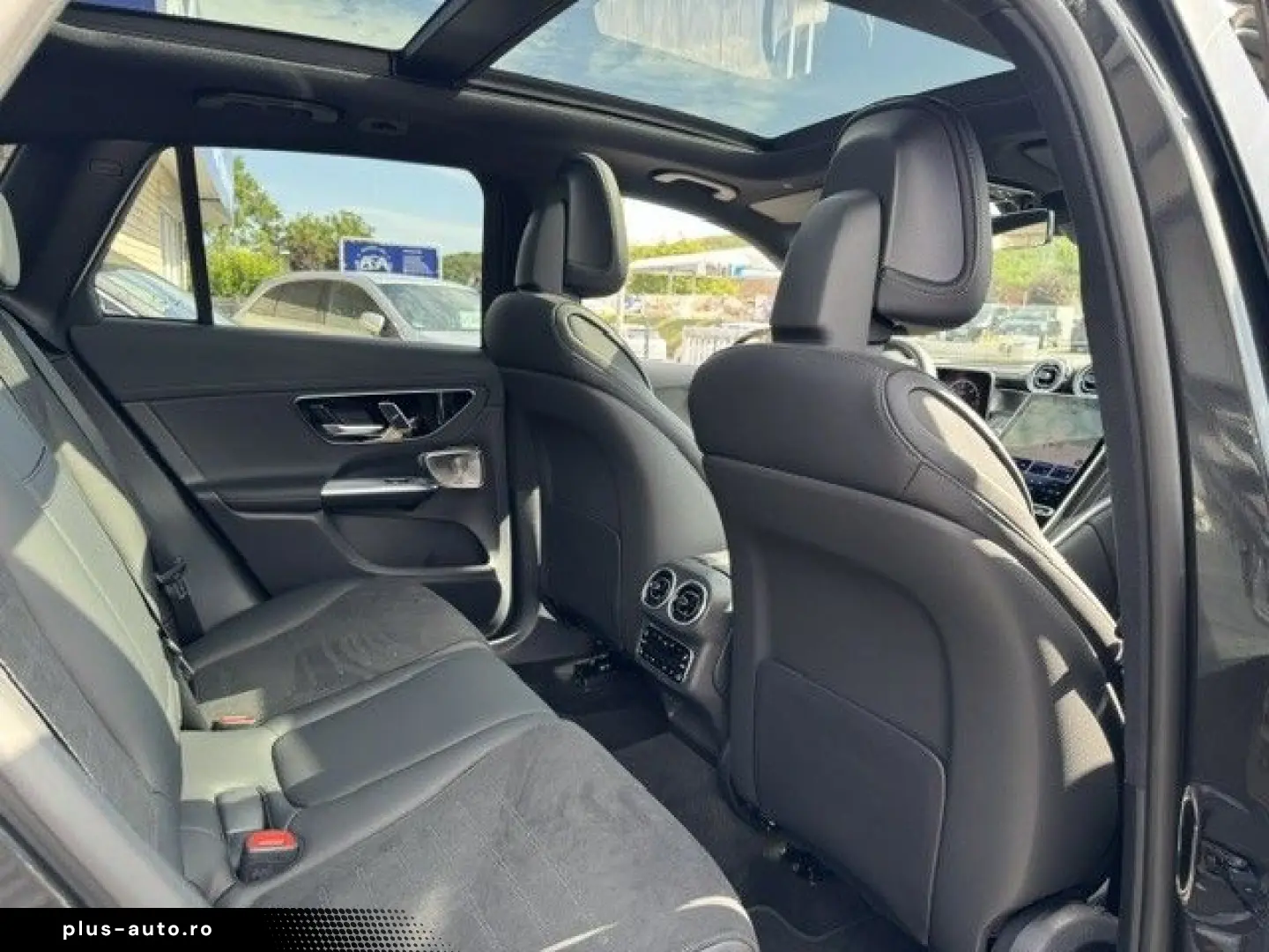 MERCEDES-BENZ GLC 220 d 4 M AMG 20Zoll Night Distron&hellip;