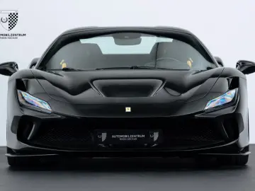 FERRARI F8 Spider NOVITEC Passenger Lift PPF Garantie