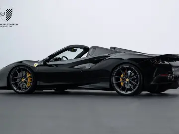 FERRARI F8 Spider NOVITEC Passenger Lift PPF Garantie