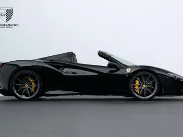 FERRARI F8 Spider NOVITEC Passenger Lift PPF Garantie