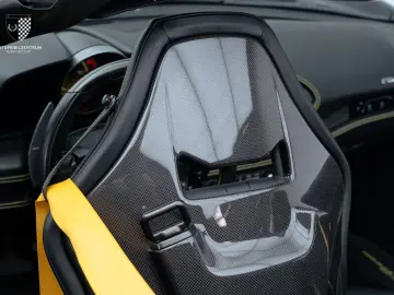 FERRARI F8 Spider NOVITEC Passenger Lift PPF Garantie