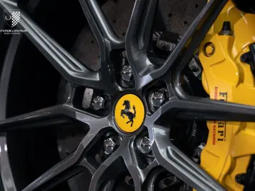 FERRARI F8 Spider NOVITEC Passenger Lift PPF Garantie