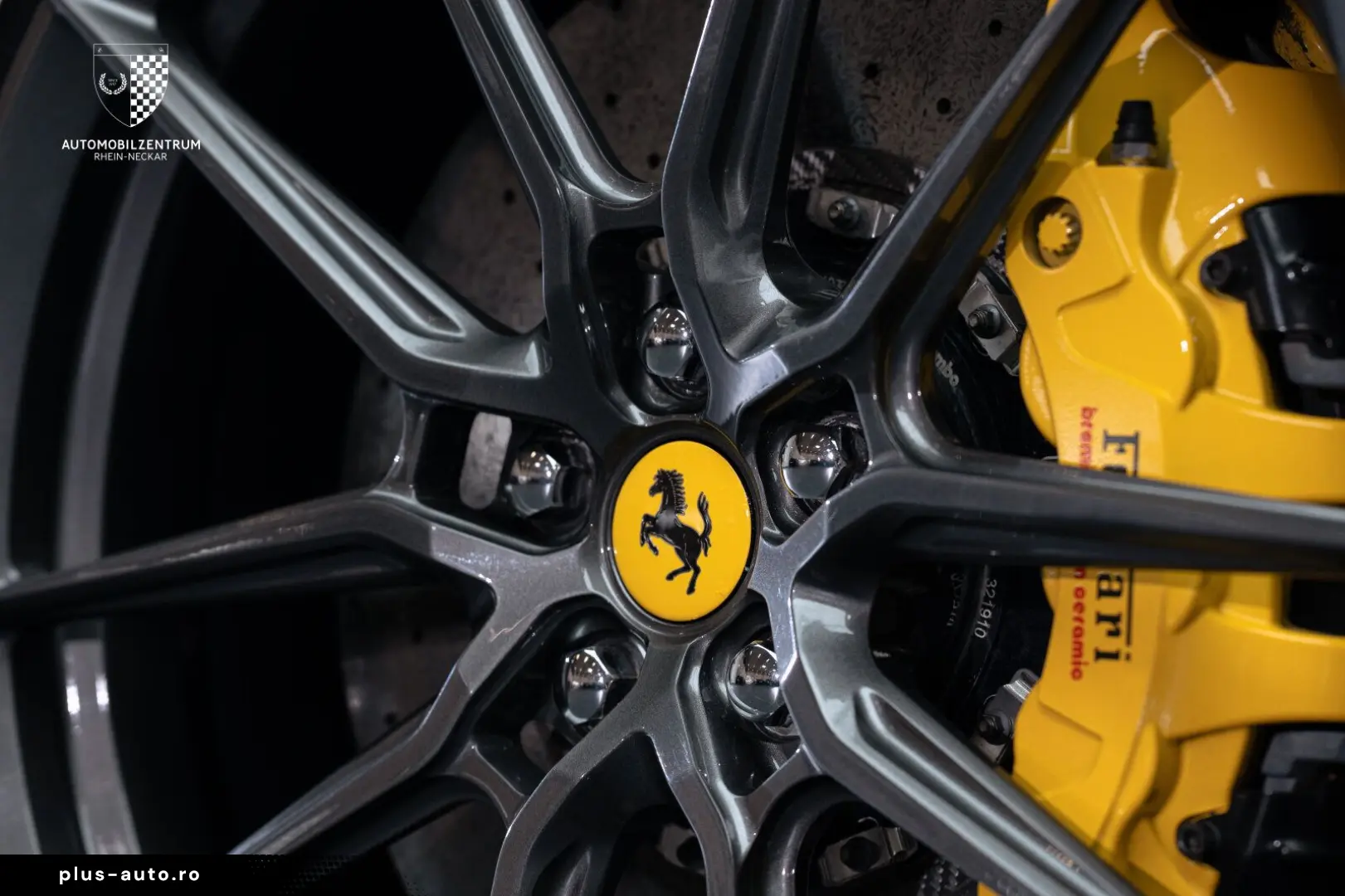 FERRARI F8 Spider NOVITEC Passenger Lift PPF Garantie