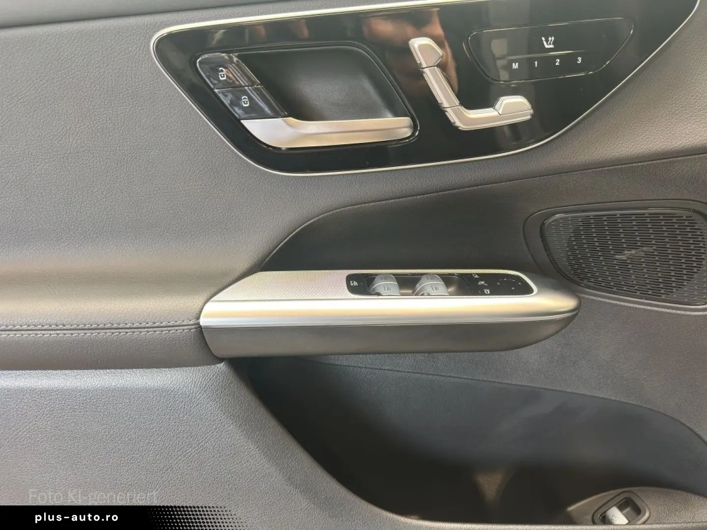 MERCEDES-BENZ GLC 300 d 4M AMG NIGHT PANORAMA MEMORY AHK 360
