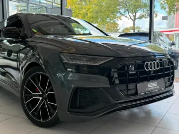 AUDI Q8 50 TDI  MATRIX ACC PANO HUD K-GO S-CLOSE 360