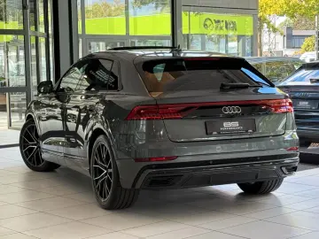 AUDI Q8 50 TDI  MATRIX ACC PANO HUD K-GO S-CLOSE 360