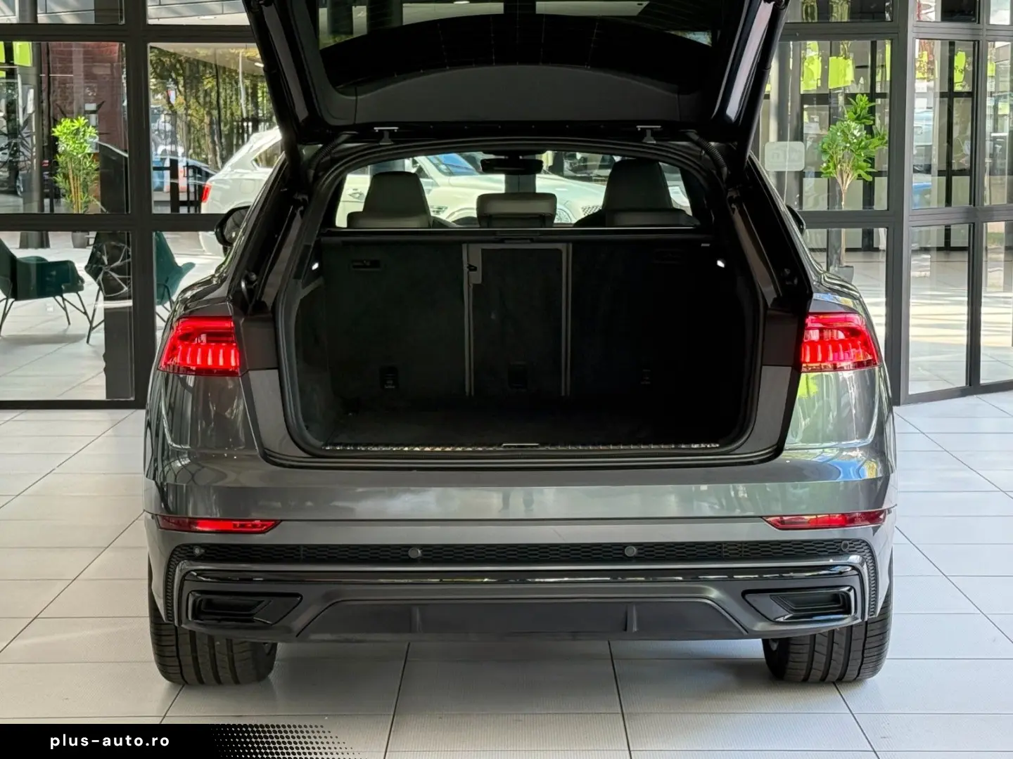 AUDI Q8 50 TDI  MATRIX ACC PANO HUD K-GO S-CLOSE 360