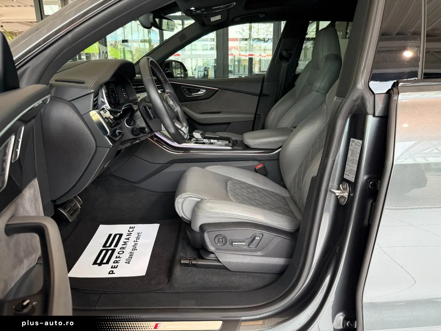 AUDI Q8 50 TDI  MATRIX ACC PANO HUD K-GO S-CLOSE 360