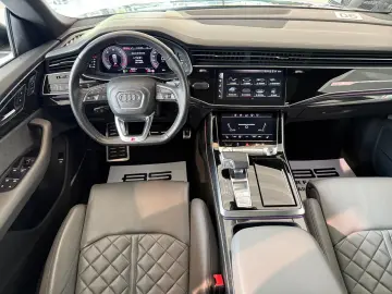 AUDI Q8 50 TDI  MATRIX ACC PANO HUD K-GO S-CLOSE 360