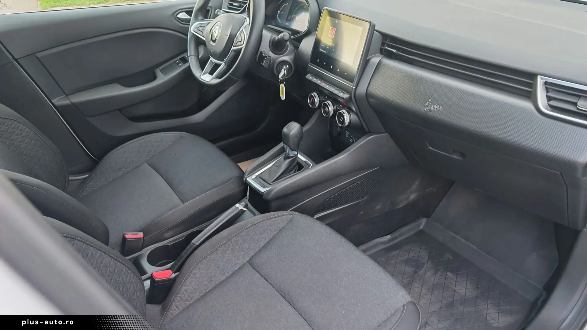 Renault Clio V full hybrid 145 Techno