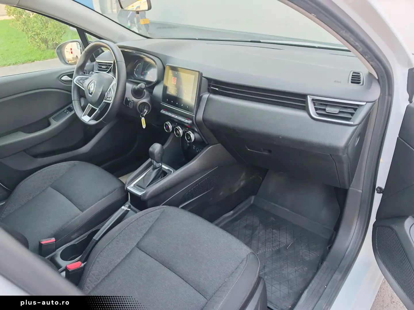 Renault Clio V full hybrid 145 Techno