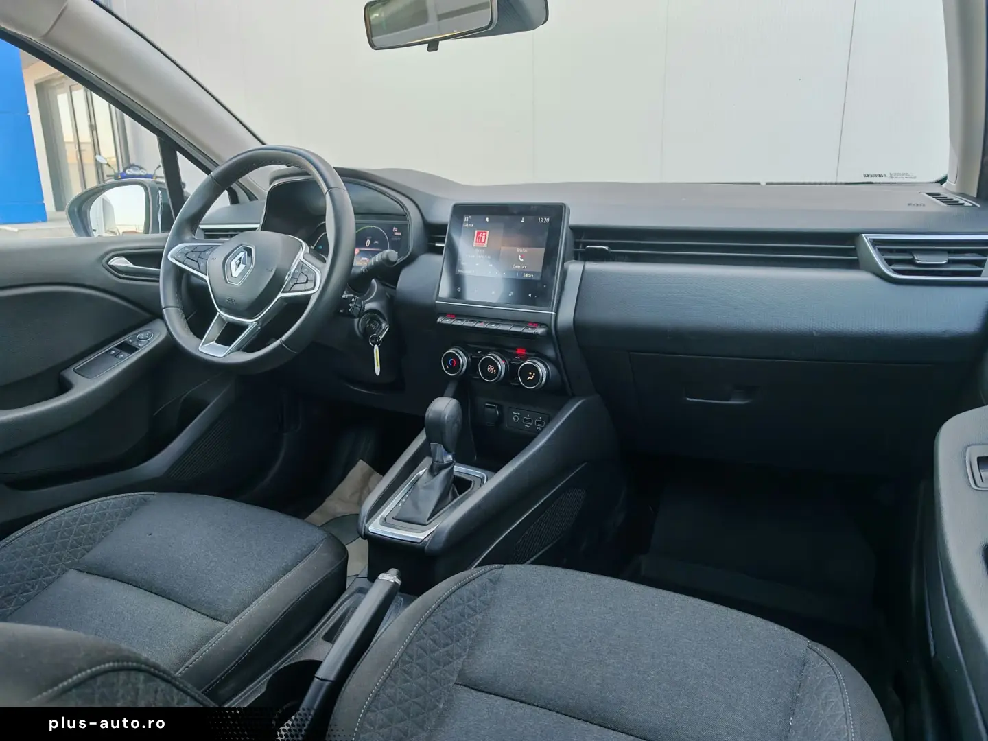 Renault Clio V full hybrid 145 Techno