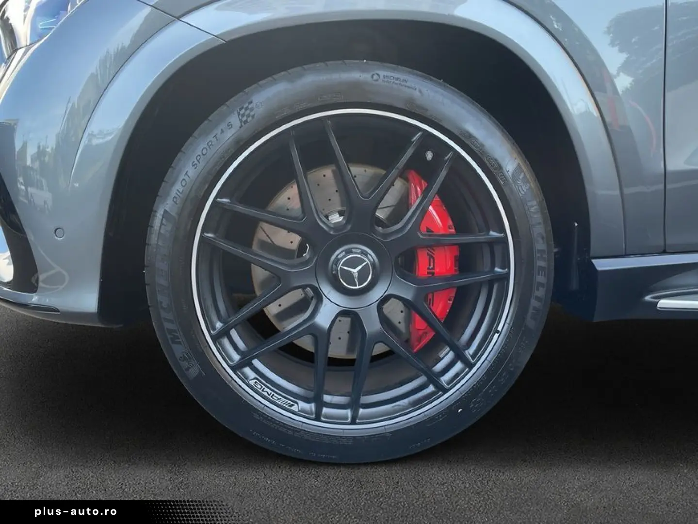 MERCEDES-BENZ GLE 53 AMG 4M  Night AHK 22'' Carbon