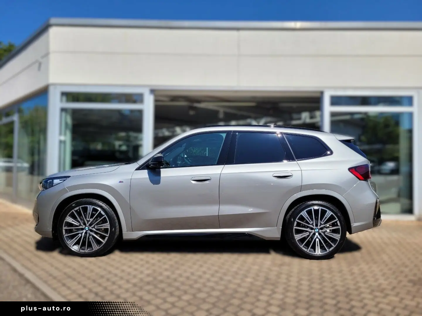 BMW X1 23 d xDrive M Sport AHK HUD 360 Kamera H&K