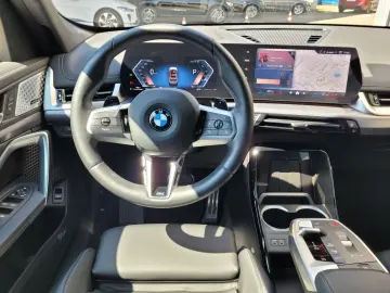 BMW X1 23 d xDrive M Sport AHK HUD 360 Kamera H&K