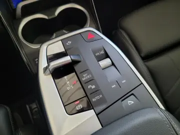 BMW X1 23 d xDrive M Sport AHK HUD 360 Kamera H&K