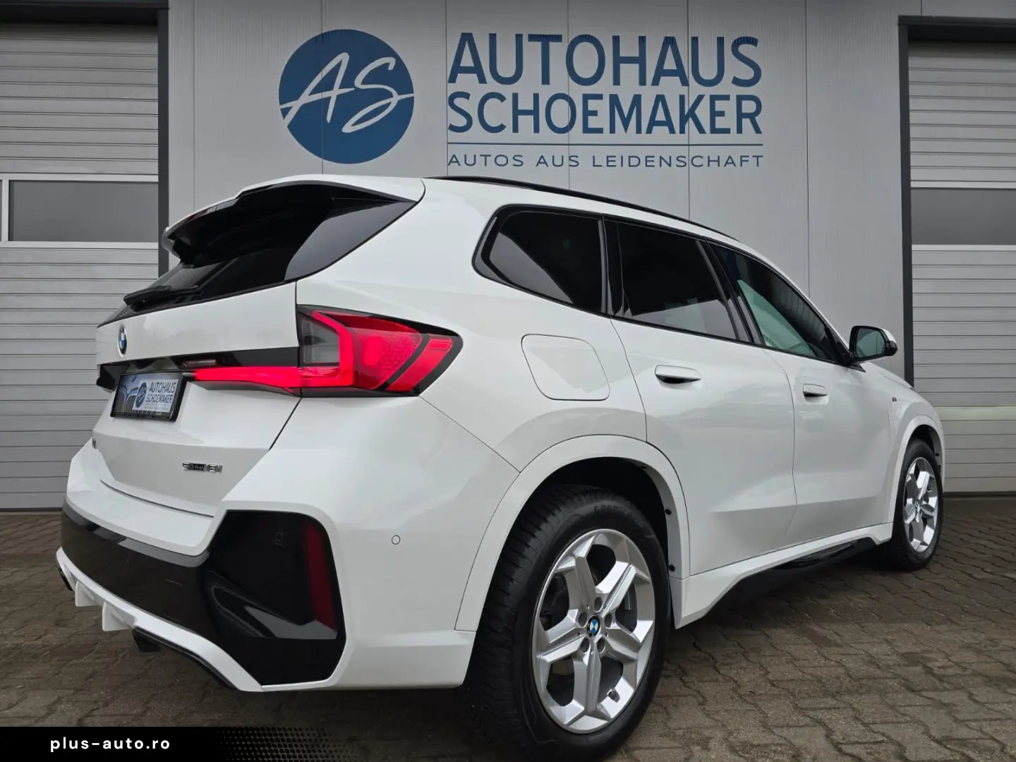 BMW X1 18i sDrive M Sport Pano RFK ACC H&K el-Sitze