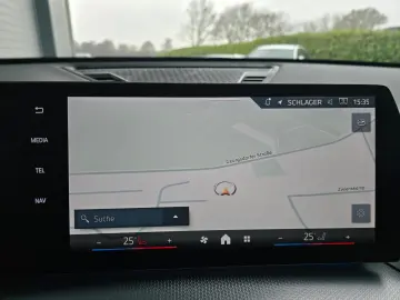 BMW X1 18i sDrive M Sport Pano RFK ACC H&K el-Sitze