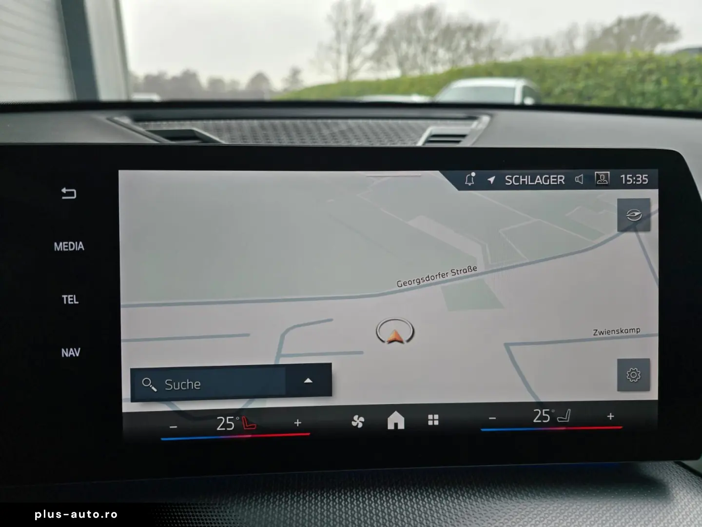BMW X1 18i sDrive M Sport Pano RFK ACC H&K el-Sitze