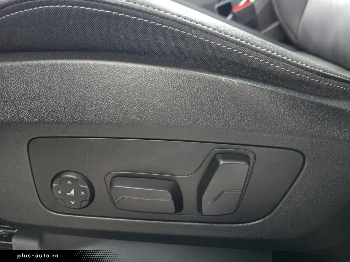 BMW X1 18i sDrive M Sport Pano RFK ACC H&K el-Sitze