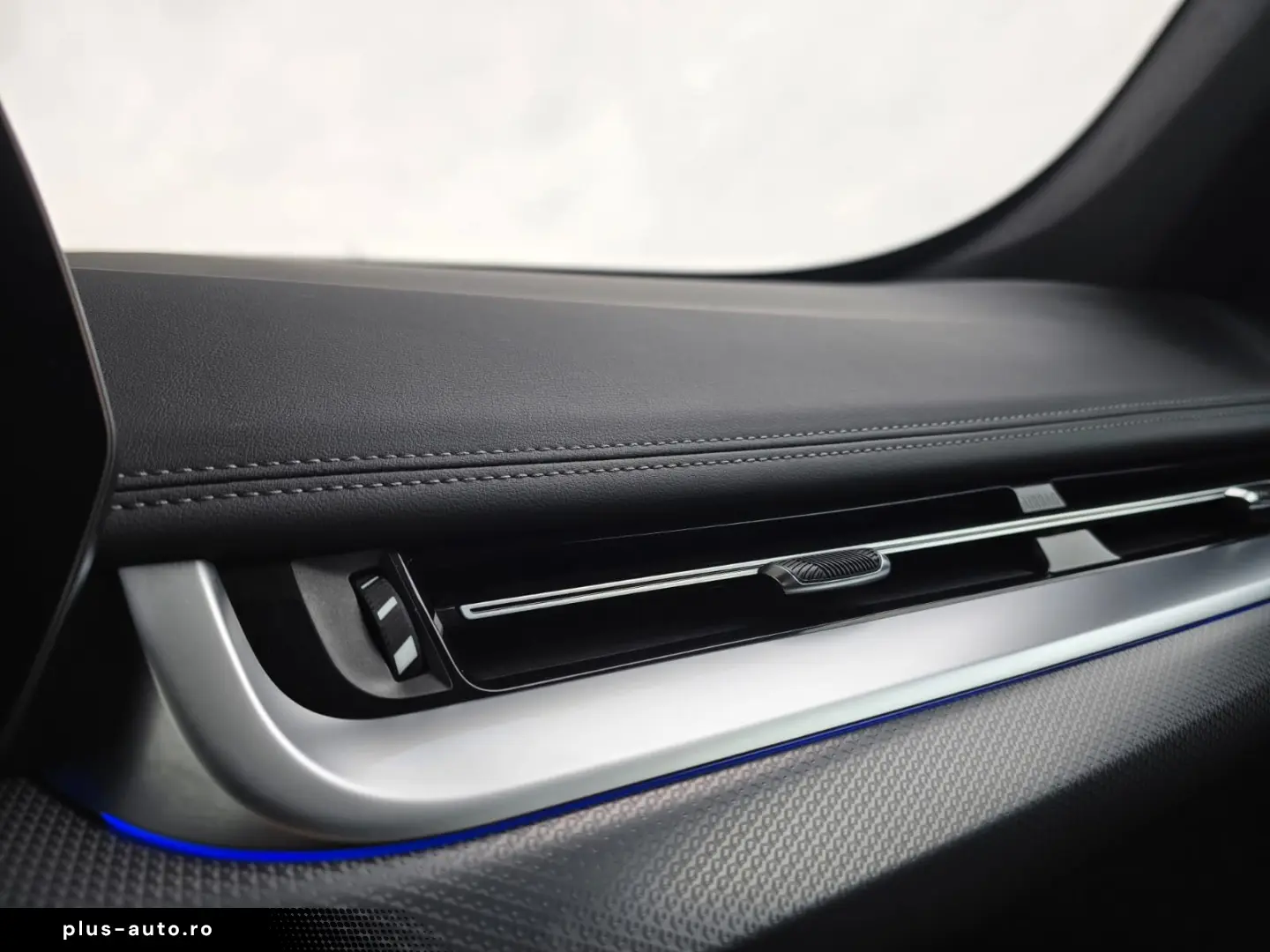 BMW X1 18i sDrive M Sport Pano RFK ACC H&K el-Sitze