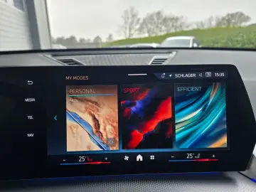BMW X1 18i sDrive M Sport Pano RFK ACC H&K el-Sitze