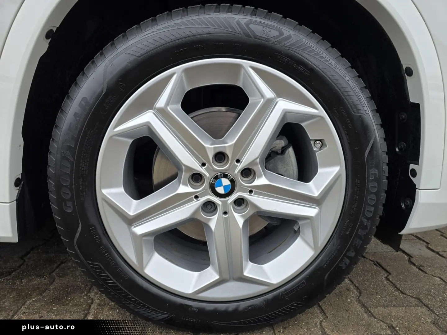 BMW X1 18i sDrive M Sport Pano RFK ACC H&K el-Sitze