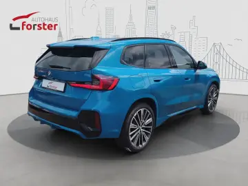 BMW X1 23d xDrive M Sport AHK Panodach 20 Zoll
