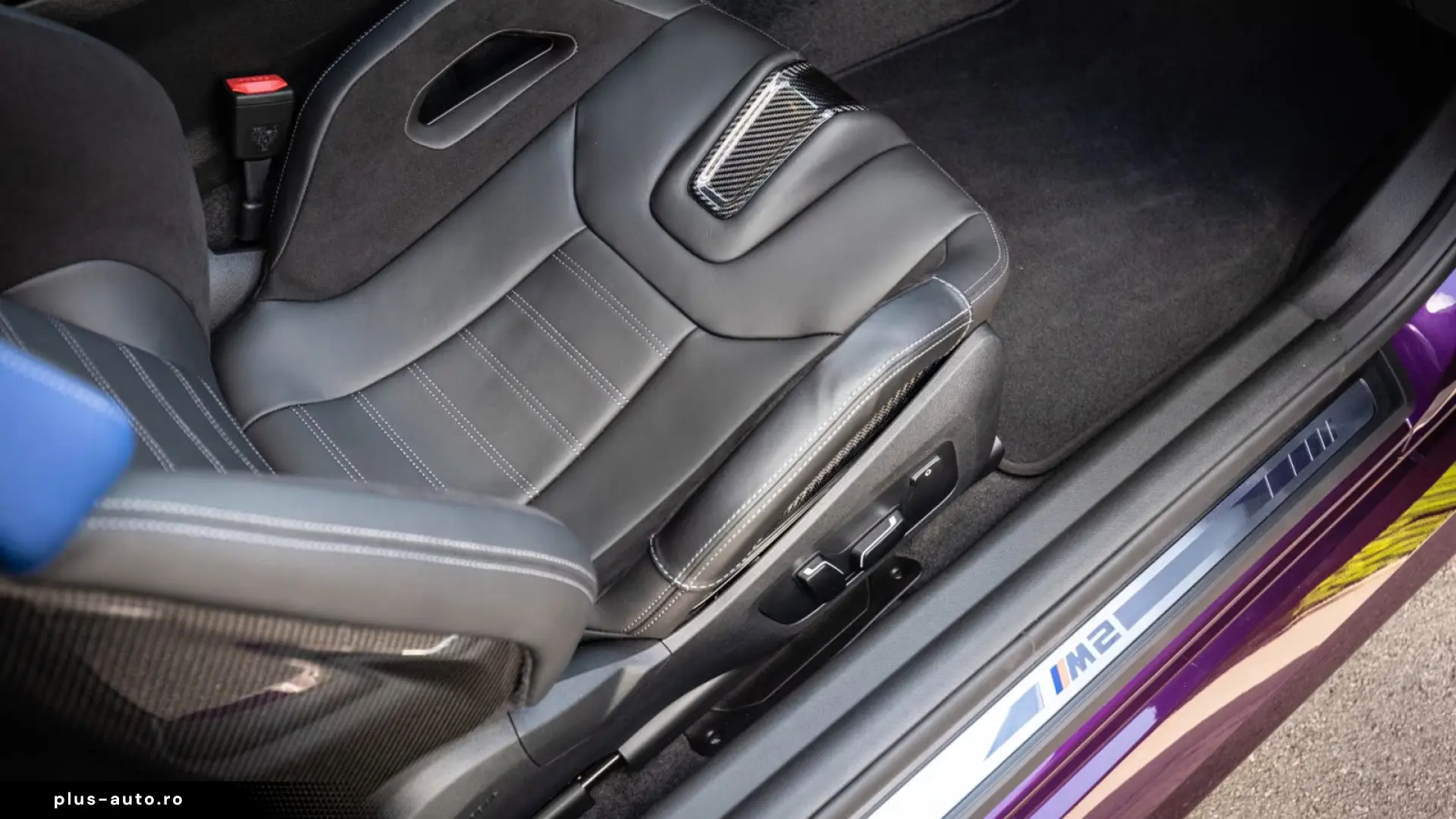 BMW M2 Twilight Purple Carbon