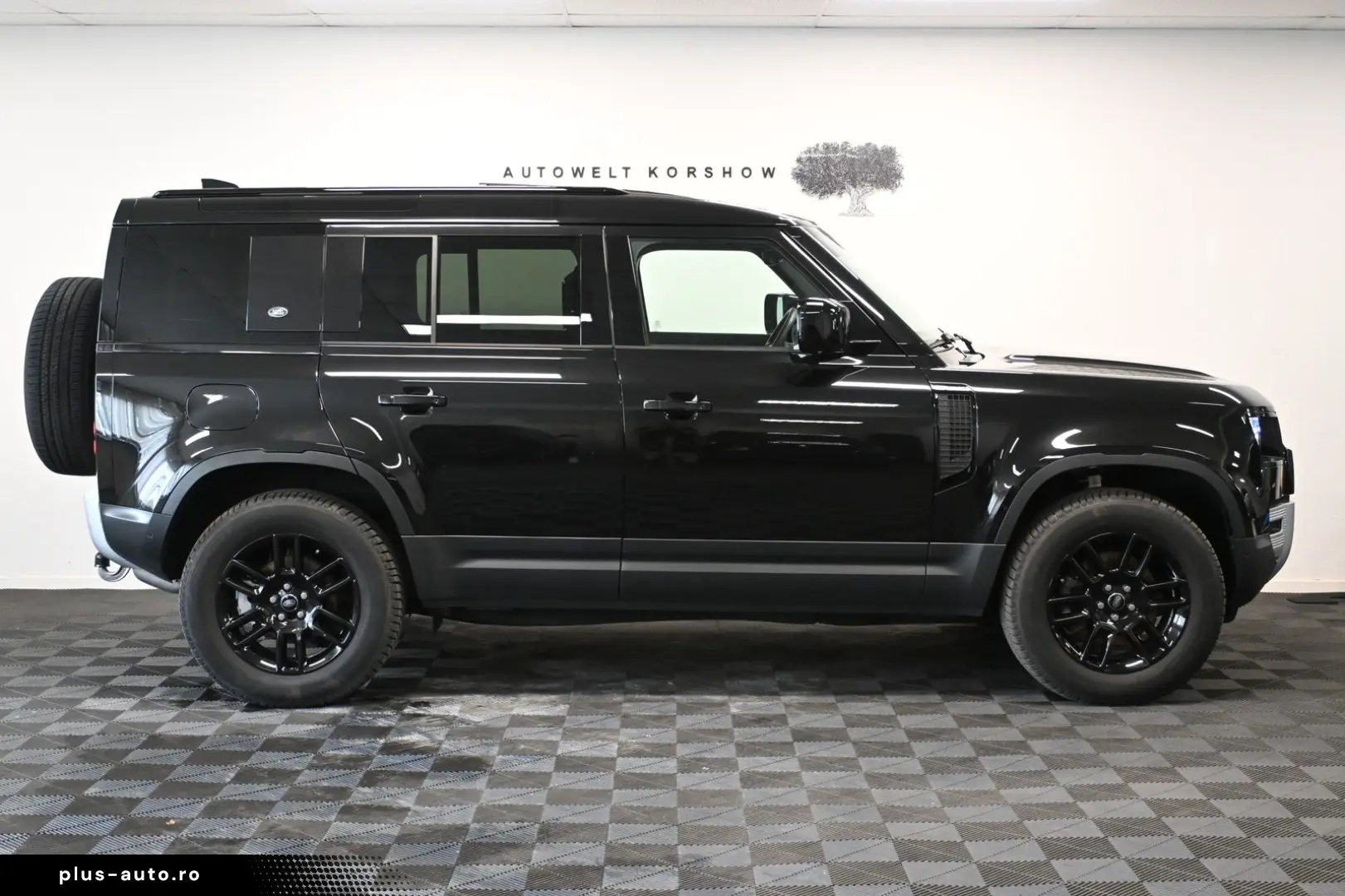 LAND ROVER Defender 110 S AWD AHK 360 KAM PANO LUFT KEYLESS