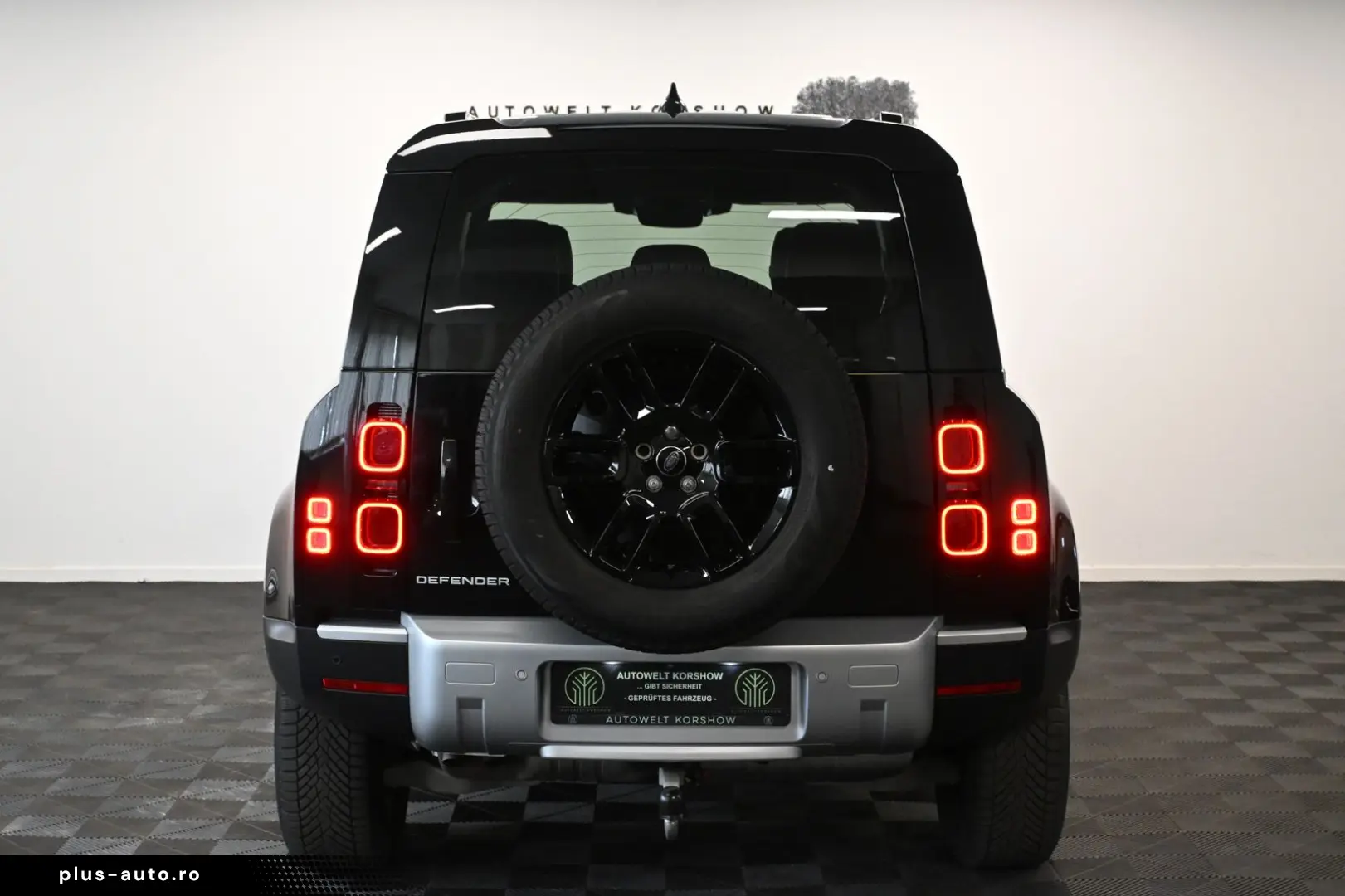 LAND ROVER Defender 110 S AWD AHK 360 KAM PANO LUFT KEYLESS